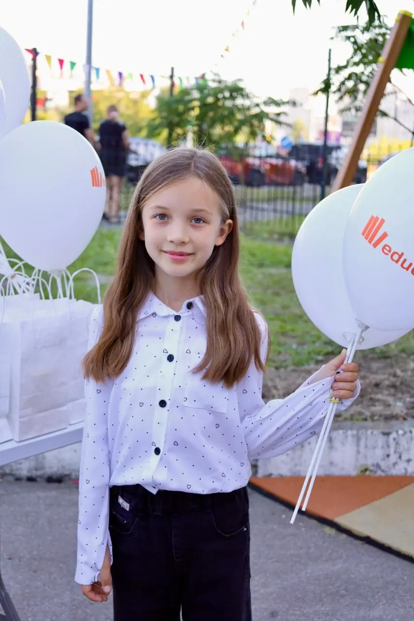 Початкова школа Осокорки
